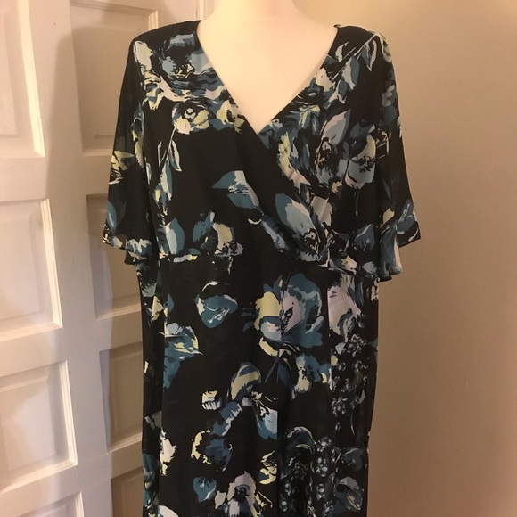 Catherines Dresses & Skirts - Floral print summer dress with high- low hem